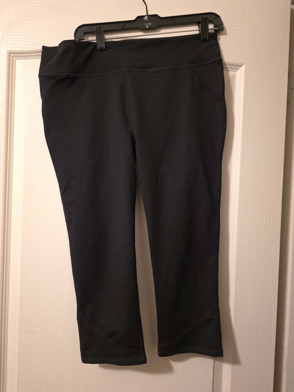Fabletics Active Crop Leggings XL Black Athletic Exercise Yoga Pants
